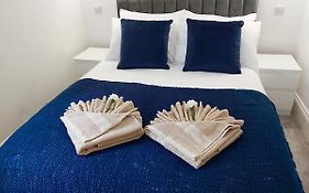Fidelity Stays Beach Themed Apartment